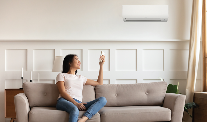 Slim indoor unit blending with décor