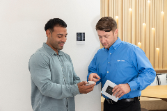 dealer-homeowner-thermostat